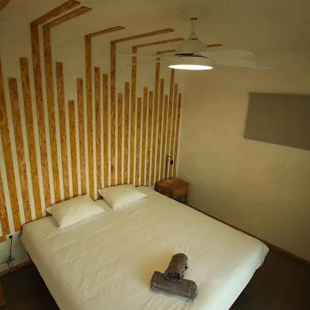 Vitamin Sea ゲストハウス *